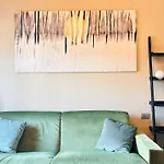 Homeby, Casa Canonica