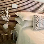 Younique Boutique Rooms