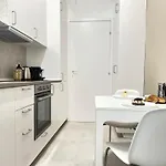 I-Host Apartment - Lodi 78