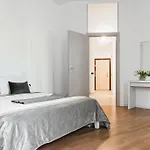 Nerino Flat