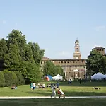 Milano Moscova Apartment