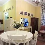 Temporary House - Via Della Moscova