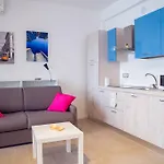 Loreto - Colorful Studio