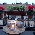 Apartment Pied A Terre With Terrazza In Milan City Center