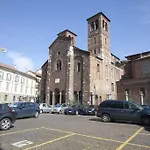 Mansard Very Close To Duomo