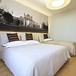 B&B Doria 44
