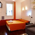 Meravigli Apartment