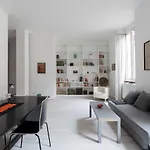 Amedei Apartment Int 7