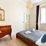 Corso Vercelli Elegant Apartment