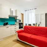 Buenos Aires & Lima Cosy Flat