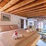 Corso Como Suite