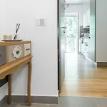 Joivy Bright Apartment For 4 Next To City Life