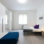 Nice Flat Near The City Center