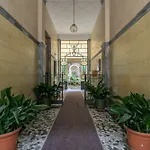 Notami - Titty House Crocetta