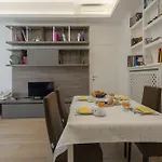 Wagner Apartment - Corso Vercelli