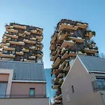 Joivy 1Br Apt In Isola With Stunning View To Bosco Verticale