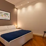5 Bedrooms Apartment In The City Center