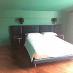 Garibaldi Suites
