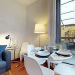 Design Apartment Near Duomo Square