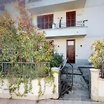Apartment With Private Garden Near San Siro Stadium