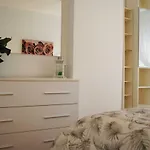 Bnbook- Milano/Famagosta Flat