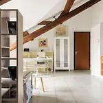 Joivy Top-Floor Studio By Vittorio Formentano Park