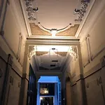 Central Lepetit Apartment De Luxe