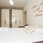 Lorenteggio Studio Apt