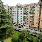 Lorenteggio Studio Apt