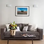 Brand New Apt , City Life District