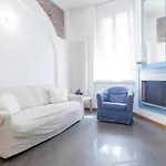 Navigli Classy Apartment Milan