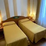 Hotel Bogart 2