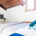 Altido Charming Flat For 6 In Historic Carrobbio