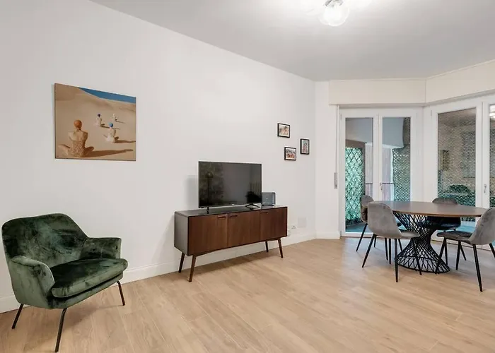 Easylife - Cozy & Comfy Apt In Design District