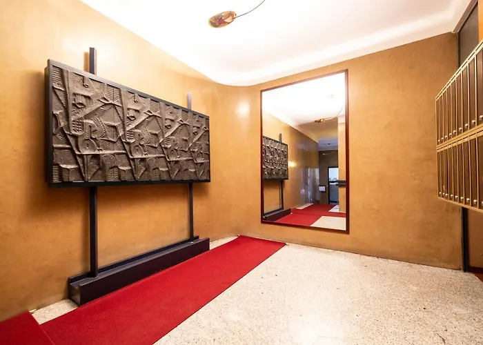 Loreto Elegant Flat