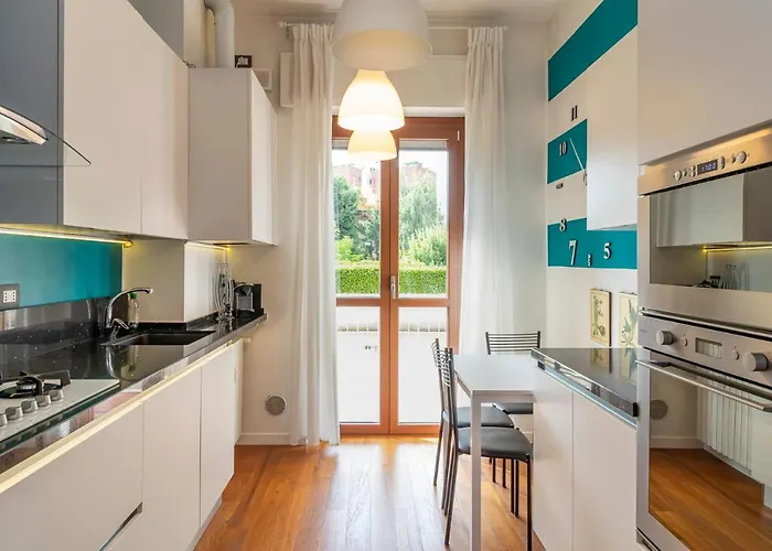 Luxury Apartment Close To Navigli - Bari