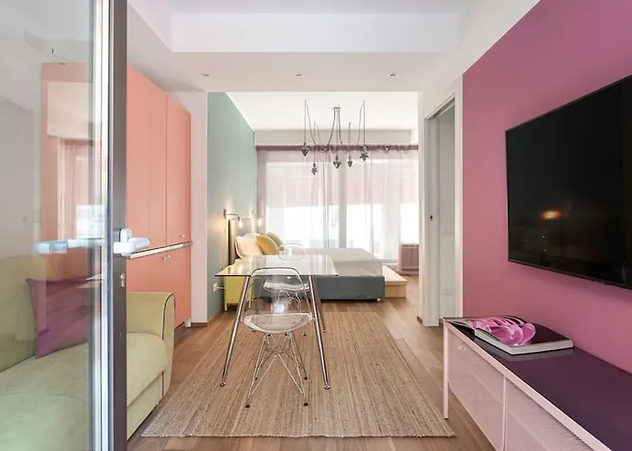 Amazing Apartment In Duomo
