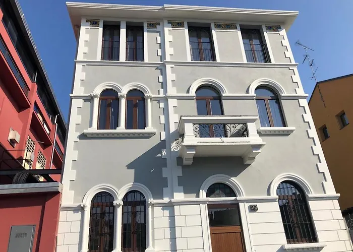 Villa Liberty In Zona Bovisa