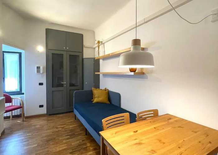 Easy Milano - Rooms And Apartments Navigli