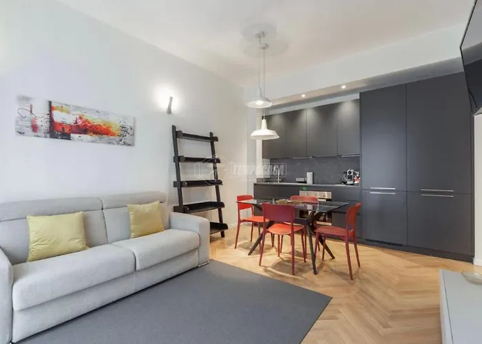 Milano: Incantevole appartamento in pieno centro - Fancy yellow apartments