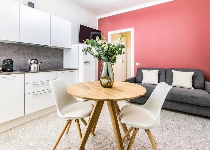Beplace Apartments In Porta Garibaldi
