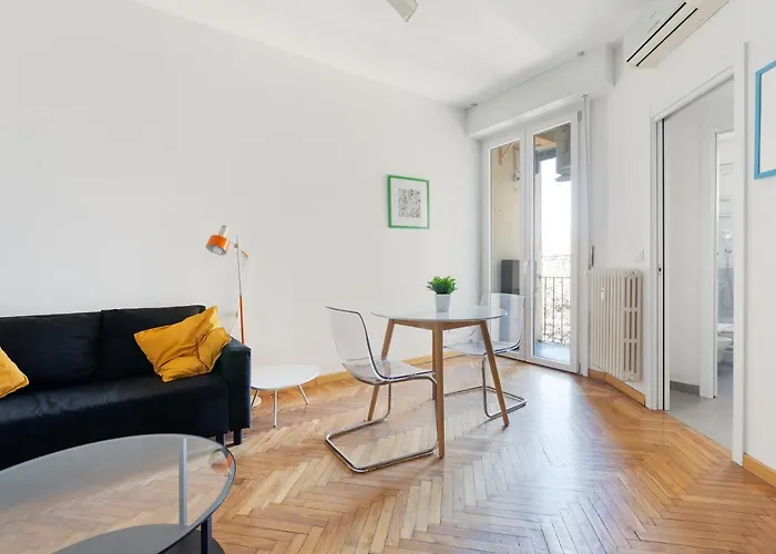 Savona District Comfy Apt X3