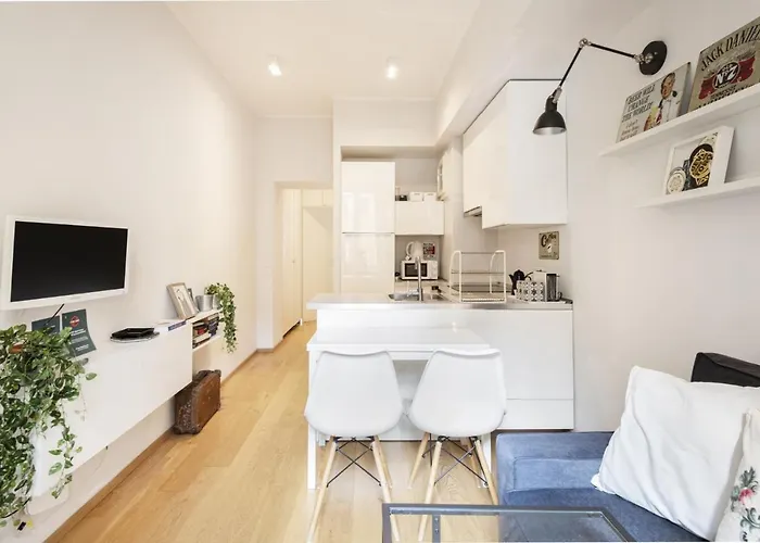 Easylife - Bellissimo Appartamento Con Balconcino Panoramico Nel Vivace Quartiere Dei Navigli