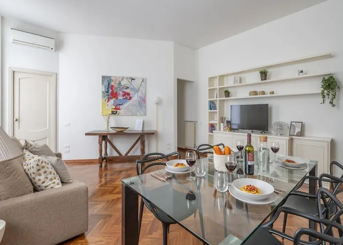 The Best Rent - Gorgeous Two-Bedroom Apartment In Porta Nuova District