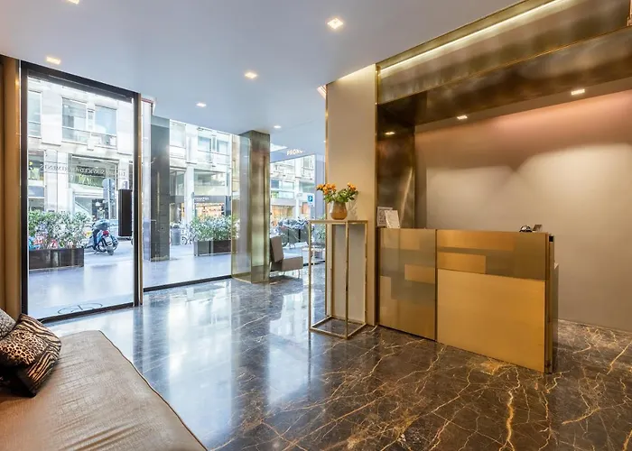 Nj Hotels & Apartments San Pietro All\'Orto 6