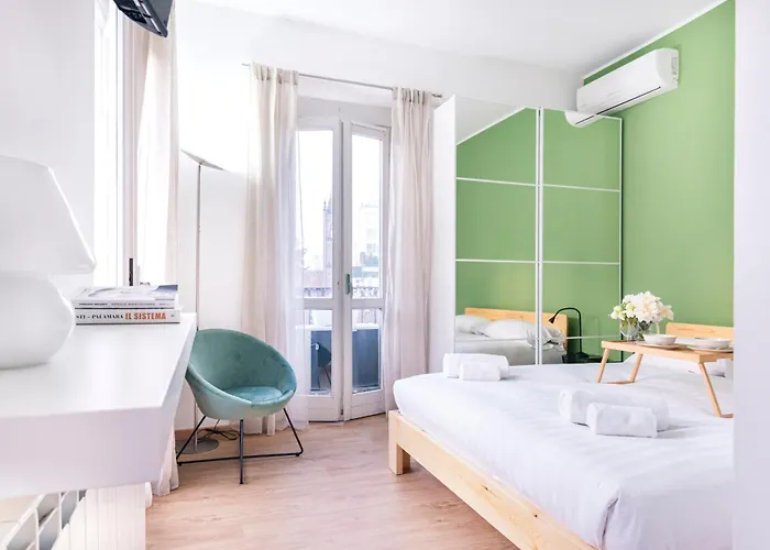 Amazing flat near Duomo&Colonne di San Lorenzo by Easylife