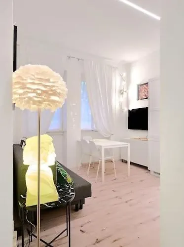 Suite-6 Milano Centro-Porta Romana