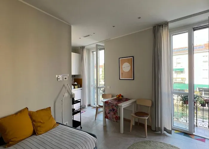 La Casa Di Tessa - Navigli Apartments