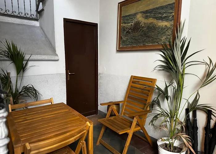 Regina Milano In Porta Romana 3 - Sky Tv, Wifi & Breakfast Box