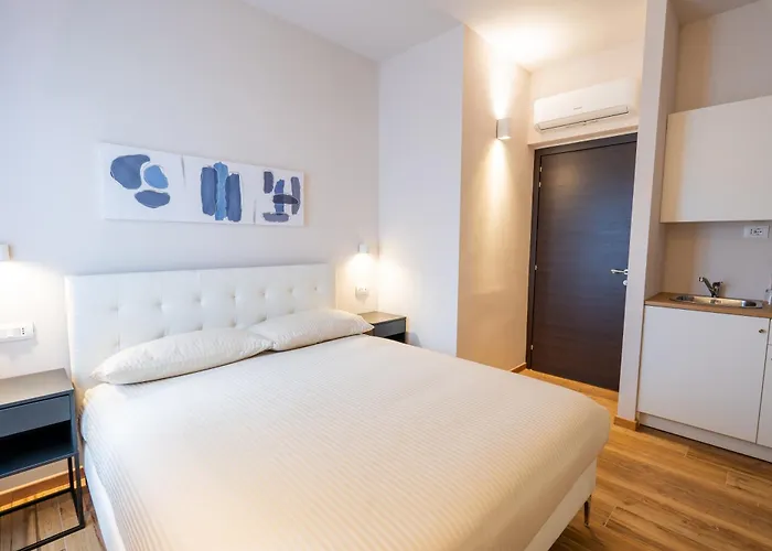 Palmanova Suites